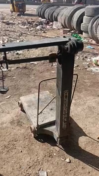 ميزان مال عتيك يتحمل وزن 300كيلو07745023104