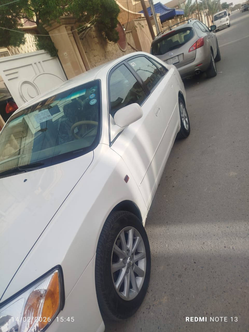 افلون 2001
خليجي سياره بلاديه 
مكفوله من الصبغ والتبديل 
فقط مكانين بارد 
كير مكينه كفالة
حداديه جديدة 
جاهزة من كلشي
السياره بسمي سنويه وهزه جديدة
مكان السيارة تكريت 
***********
***********
