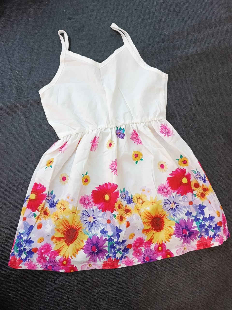 ملابس طفال قطعه 4/5
اعمار اشهر اكثر شي واعمار لحد 9سنه


**إذا كنت صاحب هذا الإعلان وتريد حذفه لأي سبب، رجاءا أرسل رسالة إلى الدعم الفني**