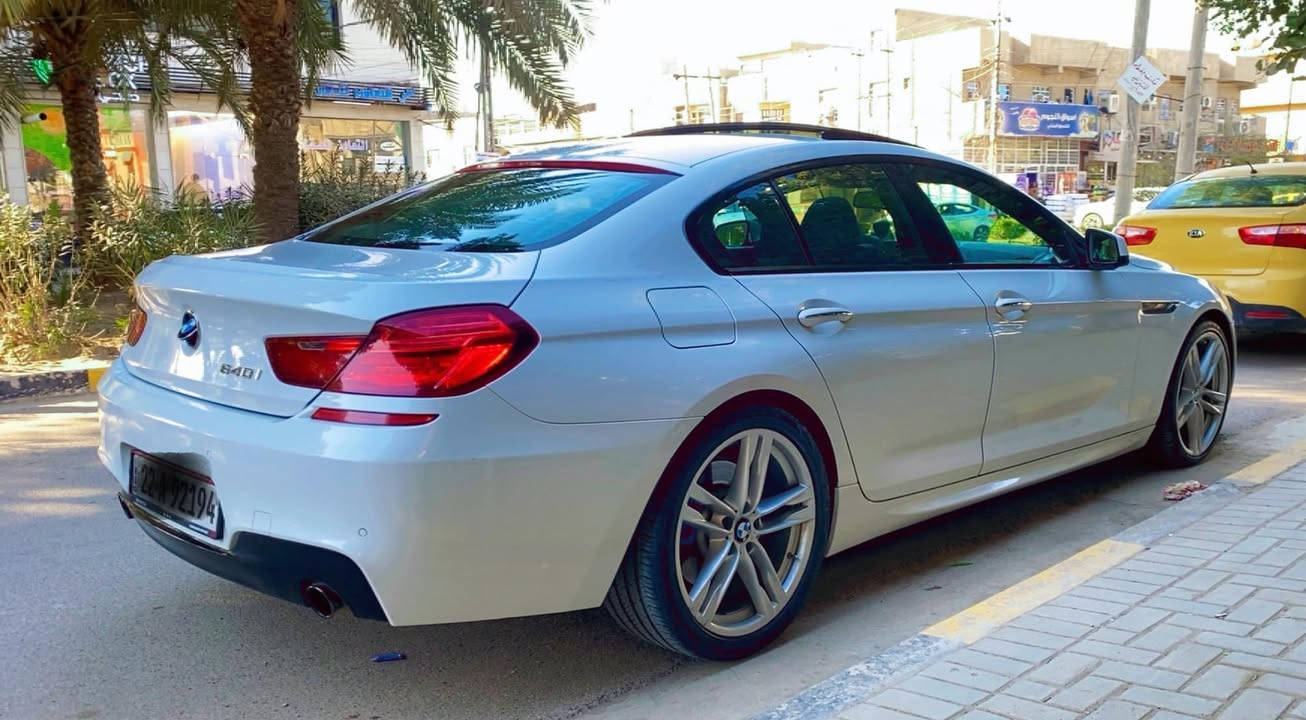 السلام عليكم 
بي ام دبليو 640 خليجي 2014 وكالة العروش فول الفول 
استيرن ضوئي ويقراء عداد وسرعه وحماوه واربي ام وكوله كاربون فايبر ………….
مكينه 6 سلندر 3000 تون باور تيربو صاروخ 
المواصفات 
بانوراما 
داتا شو تعرض كل شي بالجام الامامي 
6 كامرات 
حساسات اماميه خلفيه 
أبواب شفط 
صندوق كهرباء 
أناره محيطيه 
شاشه كبيره  
بلوتوث واواكس ويو اس بي وسيديات 2 واحد بالمسجل والثاني بالجكمجه ————-
مري شفط كهرباء 
قياده 4 اوضاع 
ماوس تحكمات 
اطفاء اوتو بالازدحام 
كراسي كهرباء حضن رياضي +خزن كراسي مومري
تبريد منفصل وقطعتين شرط ثلج ❄️ 
بردات كهرباء 
هاند بريك بصمه 
ترحيب واناره 
لايت زنون وحلقات ولد نهاري 
كيرتربترونك بالستيرن 
دكم ام وان وام تو  تكبسها تصير رياضيه  طلقه وصوت بالصالنصه خرافي ———
دبل كزوز من الوكاله 
رقم اربيل بااسمي 

ملاحظه السياره كفاله عده شخطه بالجاملق الامامي ونصبغ على كده والباقي كفاله من الشخط والرصعه 

 ملاحظه ((((((((شرط ابيعلك تراي زيرو ))))))))) 
     جانت بتركيا وحتى دفتر الخروجيه موجود يعني مماشيه بالعراق ابد والسياره بااسم اول شخص لهسه 
برغي ممفتوح بيها على نصبت الوكاله شرط لامشتغل كلوب ولامسج وترايها من بغداد ل اربيل

مكانها بغداد السيديه 
هذه رقم صاحبها اني مكلف بالنشر متواجد وتساب وعام  *********** 

مكلف بالنشر مكلف بالنشر
