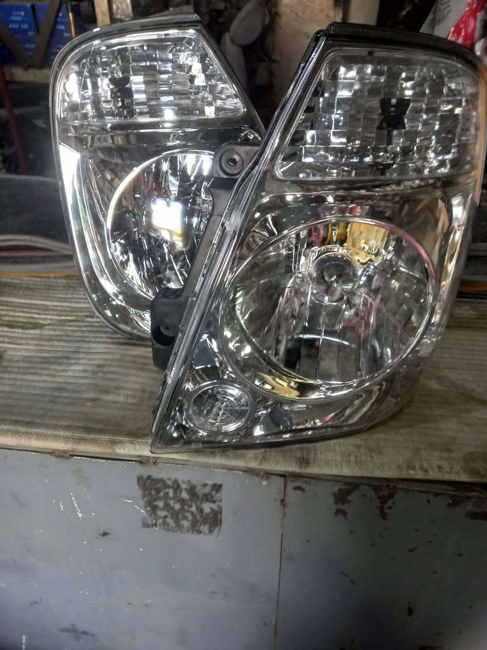لايت بنكو3 2026/2004
 محل ثامر الدبي 
لبيع الادوات الاحتياطية الكورية 
بنكو3/فونتيرا/ام عيون/بنكوقديم 
بغداد كسره وعطش 
***********
***********
خدمة توصيل بغداد وجميع المحافظات

