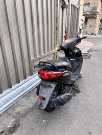 للبيع فقط  اكزز ياباني موديل 2010  ماشيه 7 الف حقيقي   ‏كفالة عامة   ر...