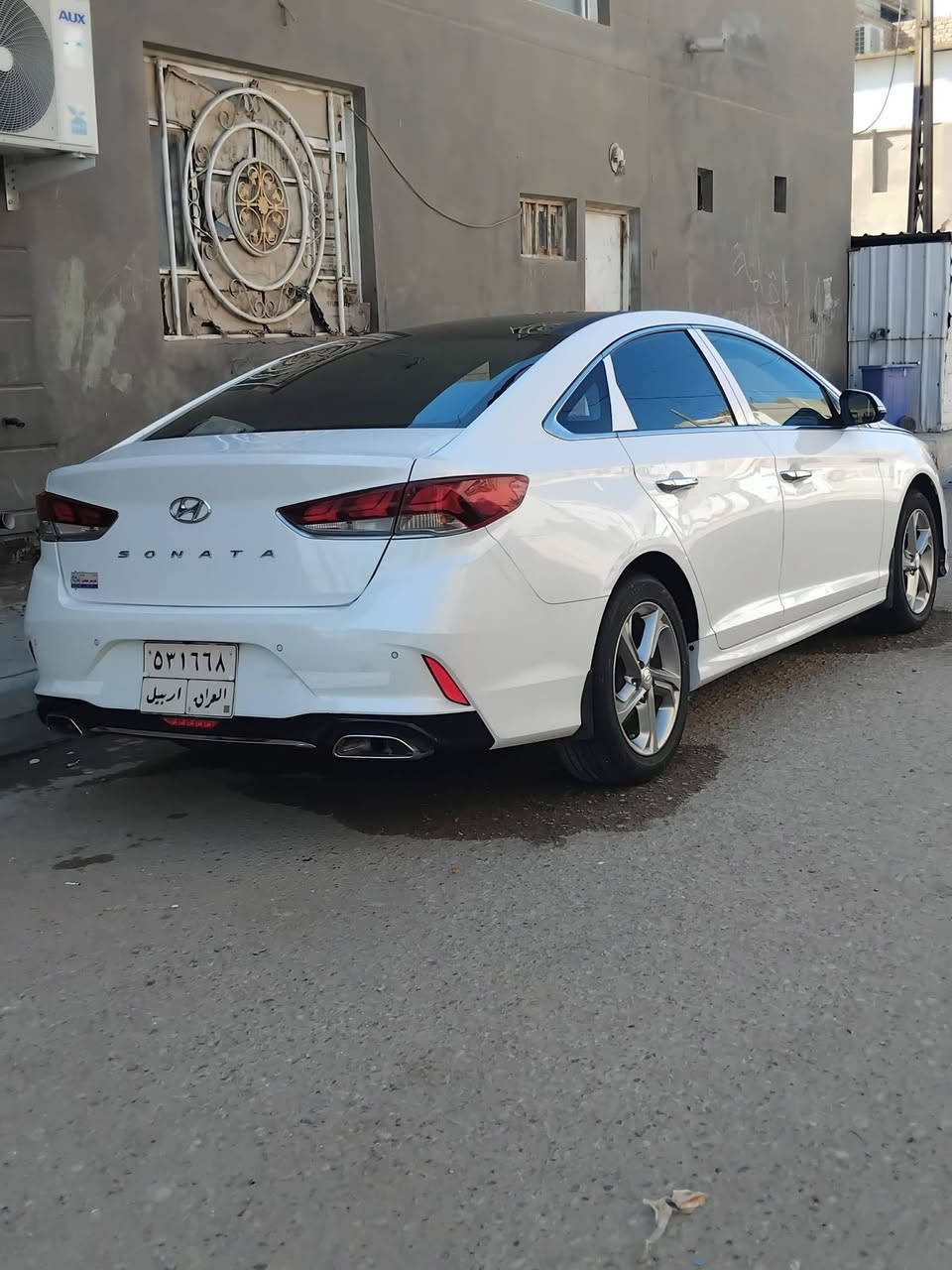 السلام عليكم للبيع سوناتا خليجي موديل ٢٠١٨ فول مواصفات محرك دوش ٢٤٠٠ السعر ١٧٩ وبيه مجال رقم الهاتف ***********
