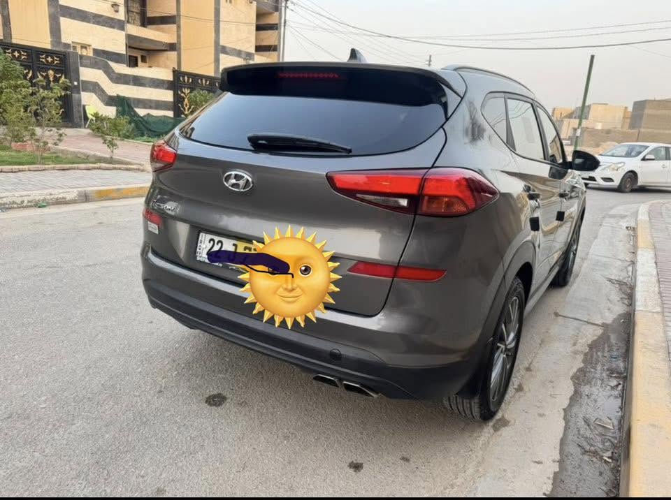 للبيع توسان وارد امريكي حادث صندوك خلفي موضح في الصوره 
موديل 2020 فول مواصفات عدى البانو راما تحكم جهتين السياره مكفوله كير محرك صدر 
رقم اربيل باسمي بسعر 155 ورقه مكان بغداد حي الجامعه 
***********
