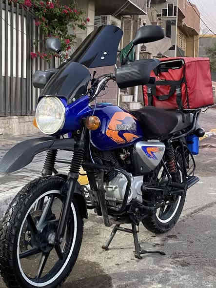 🧿انسب سعر بهيج نضافه متلكى  
بجاج بوكسر ٢٠٢٣ اصوليه اوراق استنساخ ممشي بيها معامله ترقيم وما مكملها الدراجه باسمي اوراقها الاصلي تسحبهن من شركة غبور القلم شارع فلسطين وترقم بوجهك
🔵 الدراجه كفاله عامه تامه كشر ومكينه خرسه صوتها صوت دراجه شحن ولا برغي تجاري كله اصلي وكالة بجاج اذا تلكى بيها شي تجاري تاخذها وتروح 
🔵 زنون ايكل ايز عالي ناصي 
🔵 وند شيلد امامي قطعتين
 🔵 مري باجاج الاصلي 
🔵 كابريتر باجاج الاصلي مو التجاري
🔵 كشن طبي رياضي ميموري لكزس
 🔵 شاحن USB  voxer
🔵 تخم تاير جديد
 🔵 صدر وكاله امامي خلفي جديد 
🔵 اشاير سلف هندر كهربائيات كله شغال
🔵 شلعه ومعدل ترايج البصره 
السعر مليون وميتين بي مجال قليل مكاني صليخ او الاعظميه 
الرقم ***********
