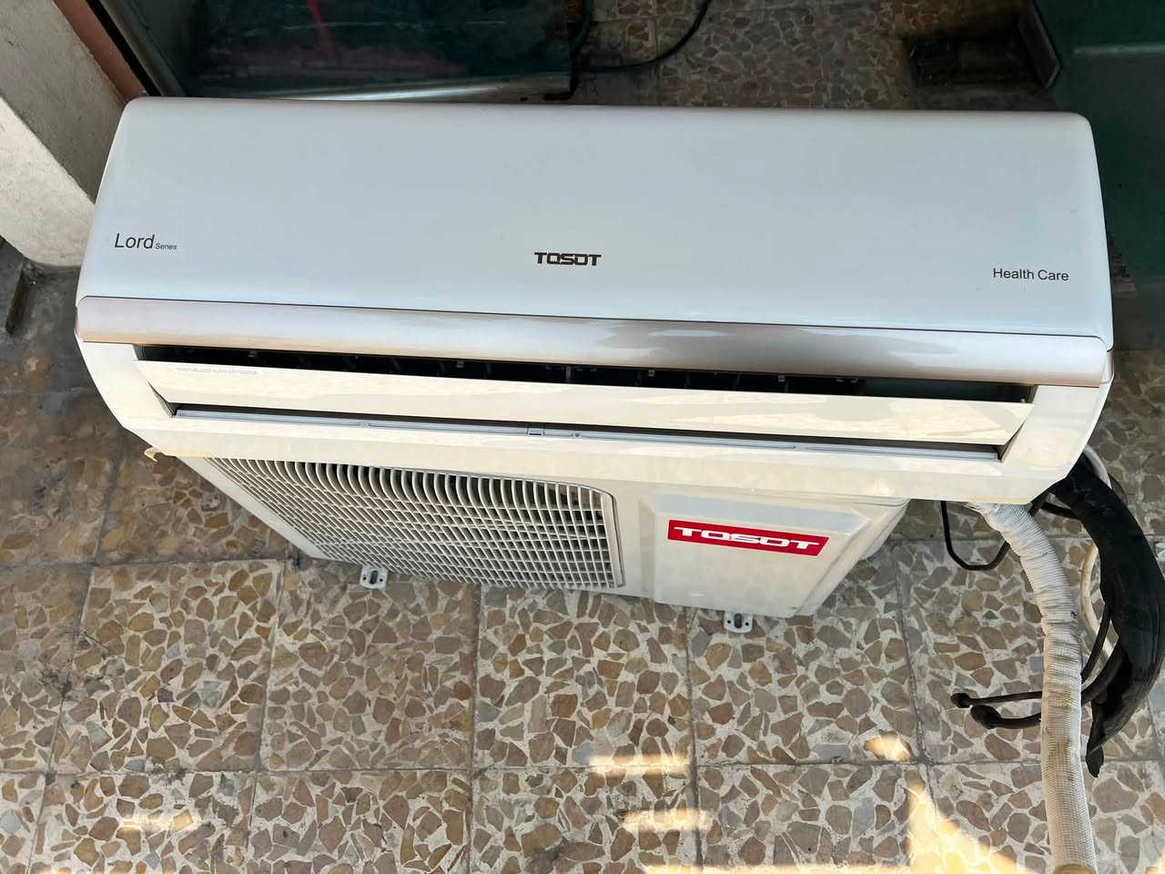 سبلت توسوت واحد طن للبيع
وضع شركه 
كلش نظيف 
للاستفسار ***********
***********
