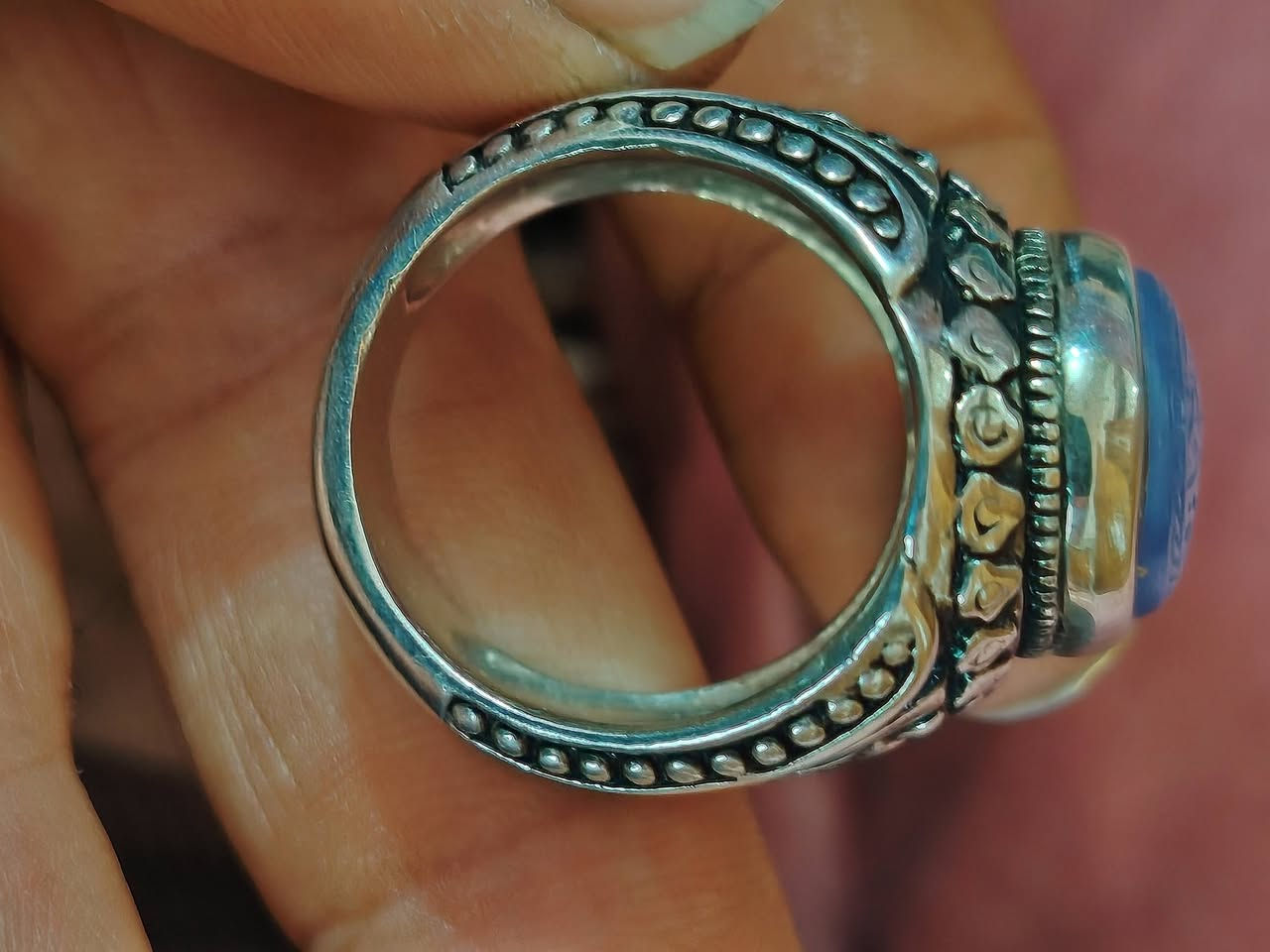 عقيق يماني سمائي
السعر ١٢٥
صياغه ثقيله
قياس الخاتم ٢٤


**إذا كنت صاحب هذا الإعلان وتريد حذفه لأي سبب، رجاءا أرسل رسالة إلى الدعم الفني**