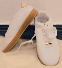 احذيه اطفال • اخر قطع • توصيل للبيت