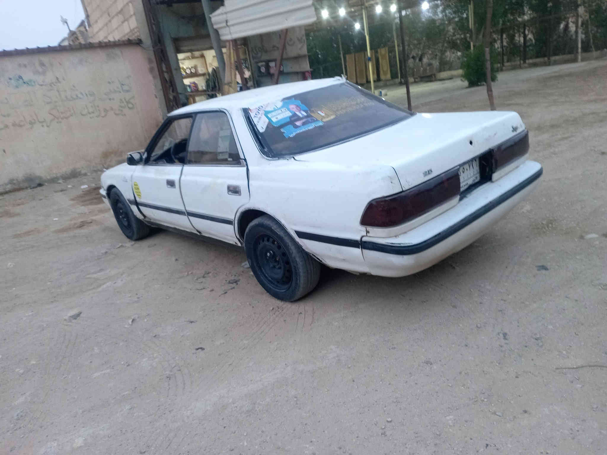 السلام عليكم / مارك 1991 مكينه جديده ونجي ناعم الكير ما يرجع للبك مكفوله من سرقه وعشائر او طلب السعر 15 ورقه امراوس او بيع حسب القناعه مكان السياره الدوانيه قضاه الشامي رقم الموبايل ***********‬‏
