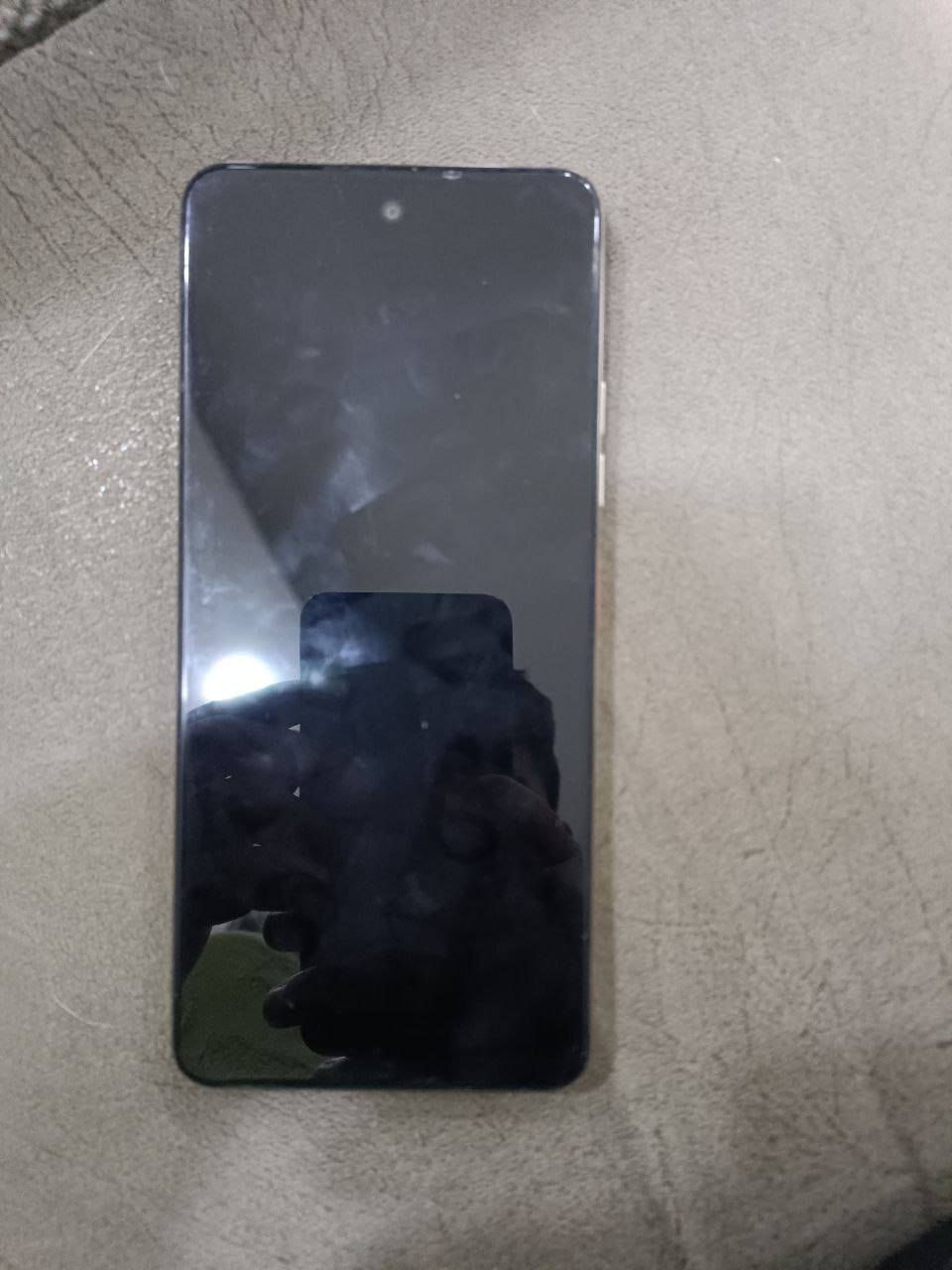 السلام عليكم جهاز للبيع نوبيا مثل ما موضح الضهر والشاشه شغاله بس اللمس وكف من وكع السعر 45وبي مجال مكاني الأمين الثانيه ***********فقط واتساب
