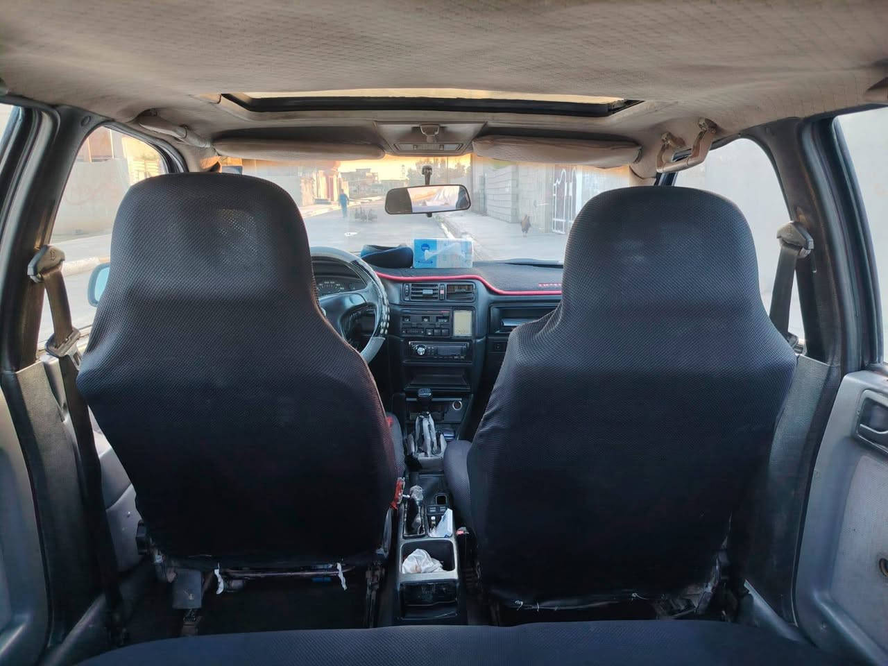 السلام عليكم سعر 38وبيها مجال جدا بسيط للتواصل ‏‪***********‬‏
اوبل فيكترا موديل 93 جنطة رقم دولي مسطره 
سنوية بأسمي الى 2031 
السيارة شرط كفاله عامه 
فقط مطوزه حزام جماليه 
كير ومحرك بشرط تواير جدد باتري جديد طخم ويل كب اصلي
