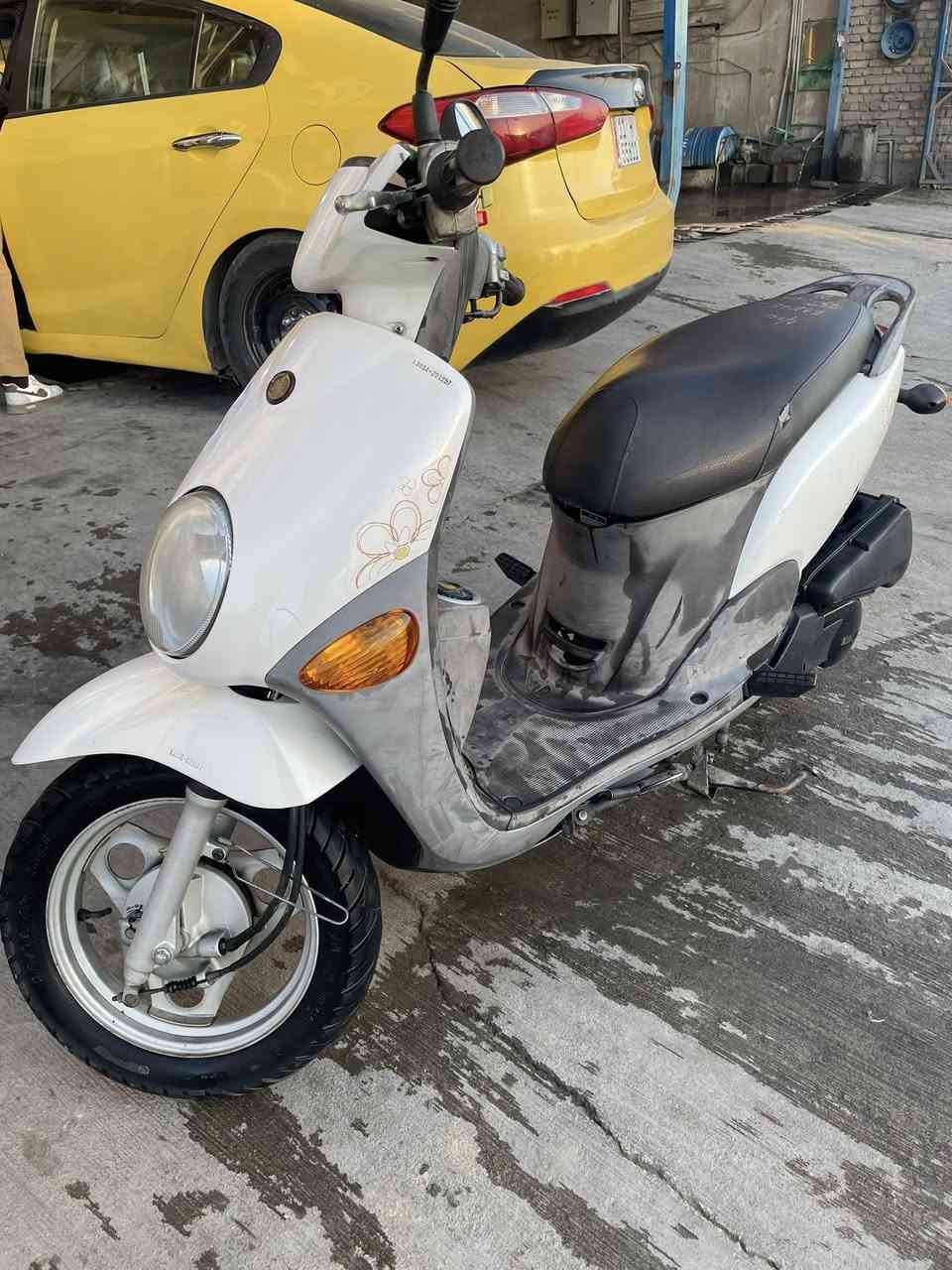 سلام عليكم دراجه فله للبيع دراجه نضيفه صار ١٣ شهر نازله من رمبه السعر 900 وخمسين وبيه مجال 
العنوان بغداد الحسينيه 
رقم ***********
