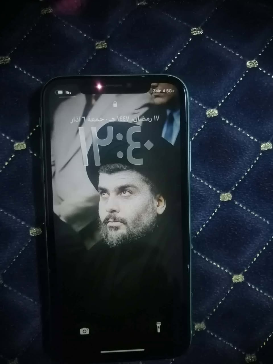 سلام عليكم ورحمة الله وبركاته عندي ايفون ١١ عادي ذاكرته ٦٤ بطاريته ٧٤ جهاز كفاله حتا من شخط جهاز بي أشعار مال تبديل شاشه بس الشاشه ما مبدله وجهاز ما داخل صيانه ابد شرط فحص وضمان من باب البيت فيس إيدي وكل شي فول سعر ١٧٠مكاني بغداد مدينه الصدر ***********
