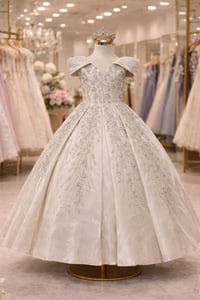 بنات • ٤-١٠ سنوات • عرض خاص