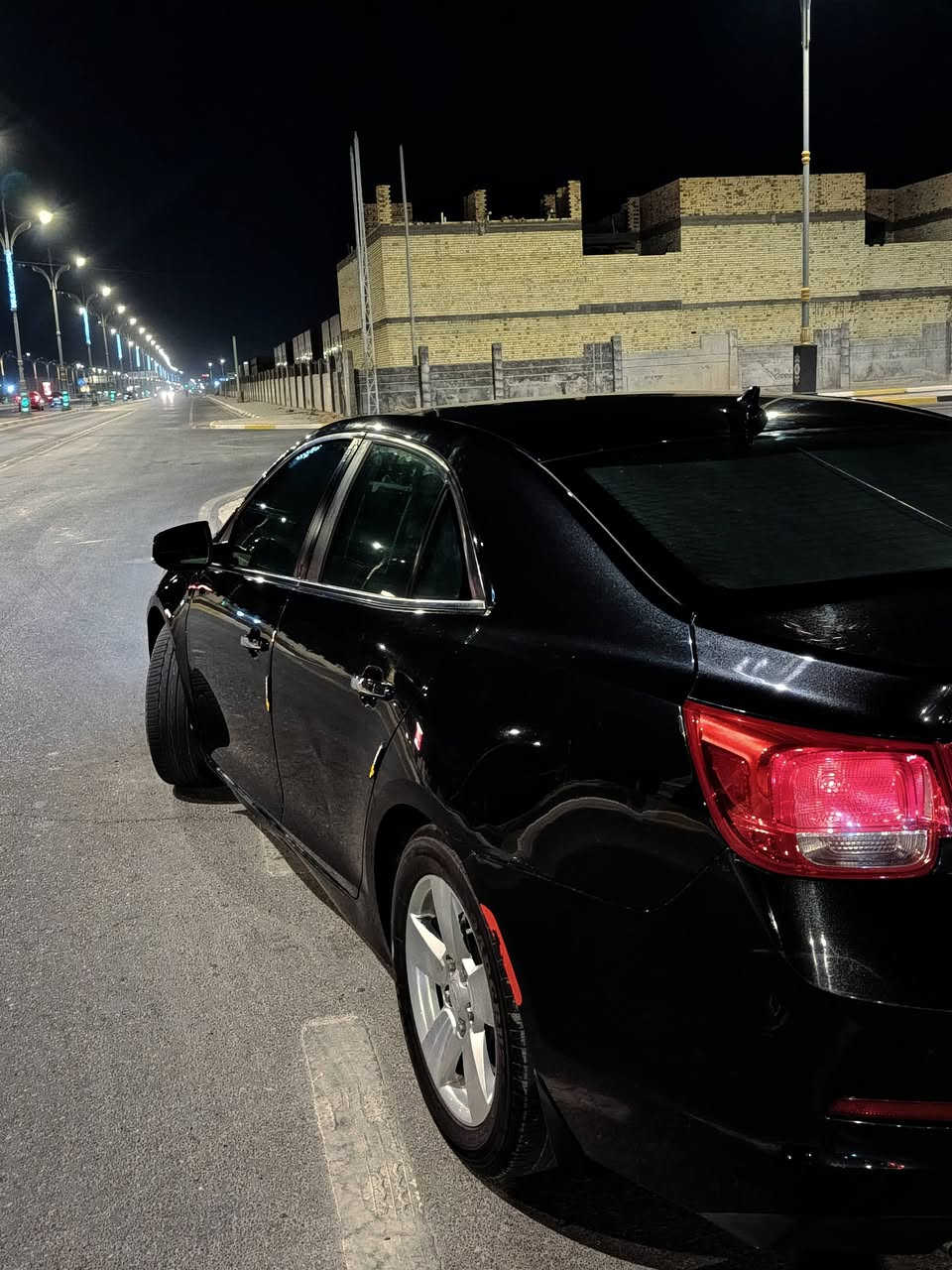 السلام عليكم
سعر 115 
خليجي 

ماليبو 2013 ltz 

فقط دعامية مصبوغه 

حداديه كاملة مبدلة امامي وخلفي قبل شهر 

عليها عدسات لد كلش قوي 

دهن الكير مبدل امزويل كلف 250 الف تقريبا من الحسام 

دهن المكينه كلة اكسادو بلاك ادشن من الحسام اللتر ب22

بيها كامرة مال حوادث + داتا شو عرض اعطال + بردات تعتيم 100% كويتي  

مكانها كربلاء 

***********
