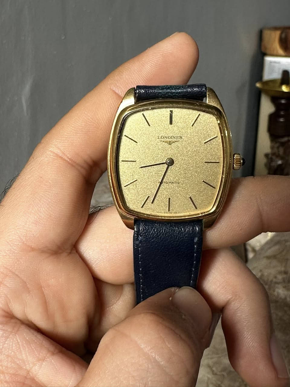 لونجين اوتماتيك نظافة 100‎%‎ فقط سير مستبدل جلد اصلي
السعر 375 دولار


**إذا كنت صاحب هذا الإعلان وتريد حذفه لأي سبب، رجاءا أرسل رسالة إلى الدعم الفني**