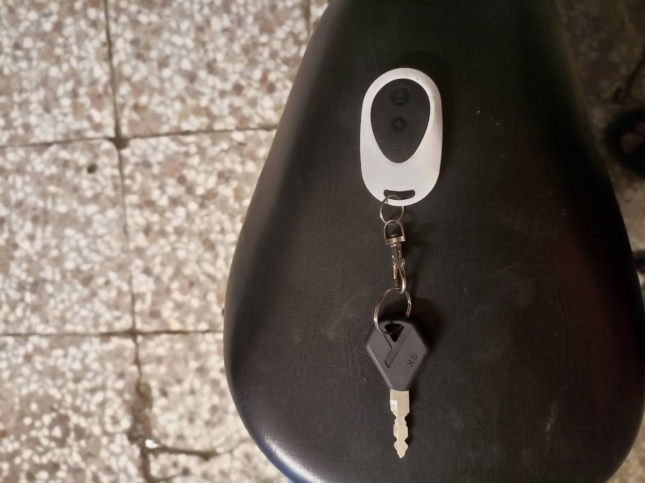 دراجة شحن للبيع
كلشي شغال بيها بطاريات نص عمر
سعر 150
مكاني دورة ابو دشير


**إذا كنت صاحب هذا الإعلان وتريد حذفه لأي سبب، رجاءا أرسل رسالة إلى الدعم الفني**