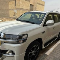 للبيع لاندكروز موديل 2021 كفاله عامه ماشيه 90  التفاصيل :  07823520888