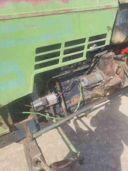 سلام عليكم كاروبه سيرت للبيع سعرهاا 4500 وبيها مجال ***********او*********** كفاله  عامه كير محرك  رقم وسنويه واسط بدون تحويل العنوان بابل شوملي‎***********
