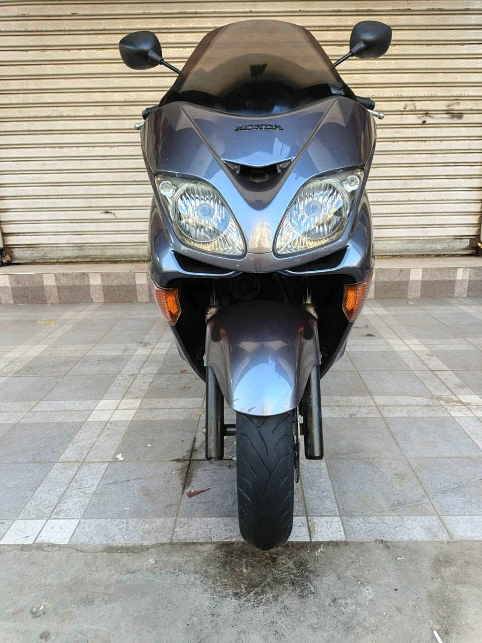 يا الله سلام عليكم
فورزه 0/8 MF 
6 كير 3 تحويلات
يدات هيتر لون فيلي
بصمتين + سويج طوارئ
دراجه ماشيه 30 الف 
دراجه كفاله عامه
وبل عافيه عل ياخذهه
يوجد توصيل لجميع المحافظات 
سعر خاص او تتصل 
***********
