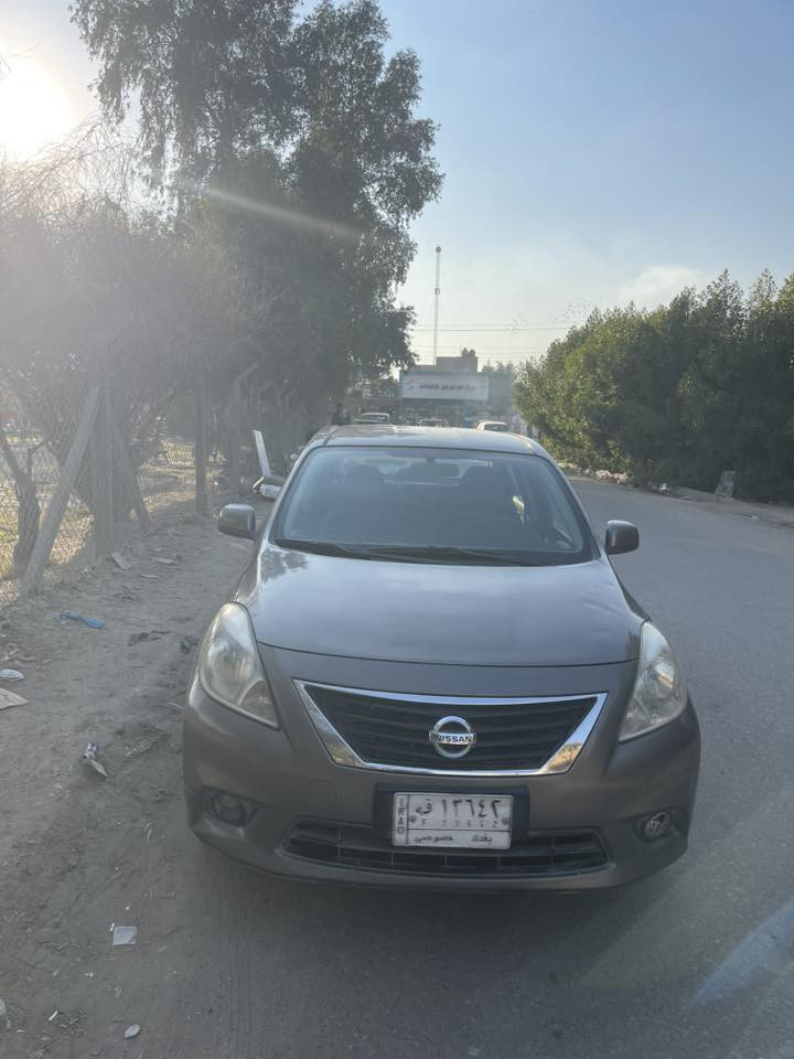 نيسان سني مكسيكي موديل ٢٠١٤ كير عادي ونظام بصمة والجام كهرباء محركها ١٦٠٠
حادثها الجاملغ الخلفي والصندوق سعرها ٨٥ رقم التواصل ***********
