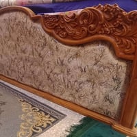 غرفه نوم للبيع جديده تحتوي على 5قطع مع كوديات جربايه ما مفتوحه(اول نصب...