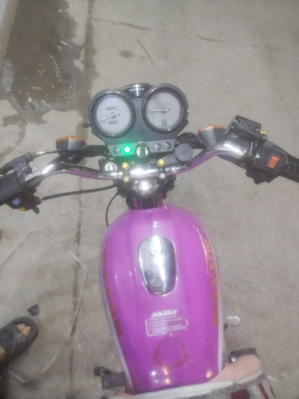 سلام عليكم دراجه ديون سنويه تحويل من الصبح الدراج حلوه موديل ٢٠٢٣ السعرواحد و٦٠٠ وبيها مجال الطيبين مكان كربلاء قرب مستشفا الكفيل الاستفسار *********** بي وساب
