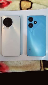 جهازين للبيع نوع انفنكس الون السمائي هوت 30i والثاني انفنكس نوت 12 للا...