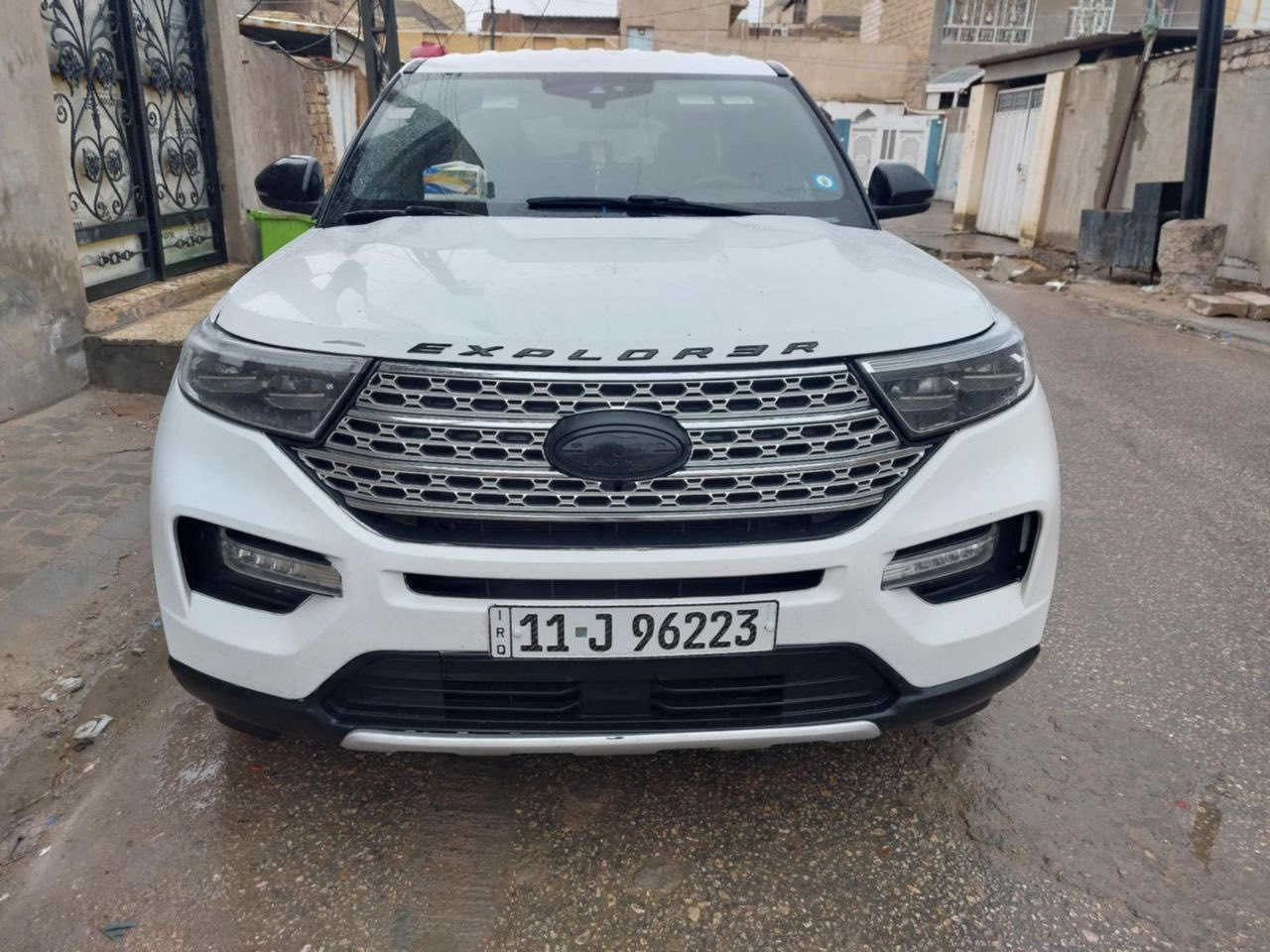 فورد اكسبلور بوليسي 2022✅

سعرها ادخل ع رابط https://t.me/carssofiraq/15281

السيارة بيها:
 • حساسات أمامي وخلفي ويا كامرة
 • مانع تصادم
 • تنبيه بالمراي (النقطة العمياء)
 • تحكم تايرات + ويل بوليسي ما ينزل بنجر
 • بصمة تشغيل وتشغيل عن بُعد
 • تابوت كبير
 • 7 ركاب

السيارة نظيفة، بيها حادثة موضحة بالصور
رقم بغداد دولي
السيارة باسمي والتحويل ثاني يوم
المكان: النجف الأشرف
الاتصال: ***********
.
.
🚗اعرض سيارتك ع اقوى قناة تلكرام للبيع و شراء سيارات ادخل ع رابط 
👇👇
https://t.me/carssofiraq
