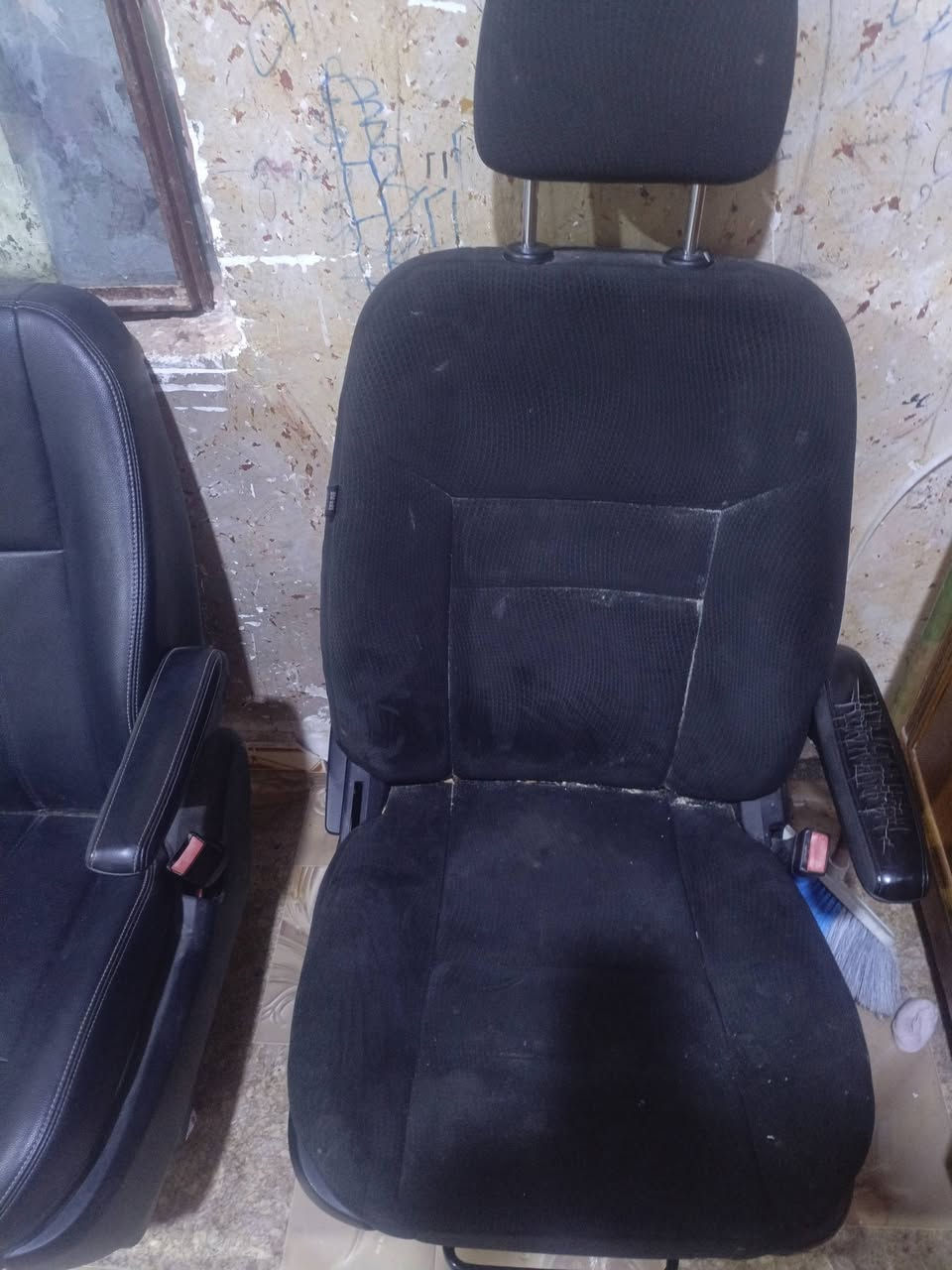 السلام عليكم موجود تفصيخ كرفان واتساب ***********
