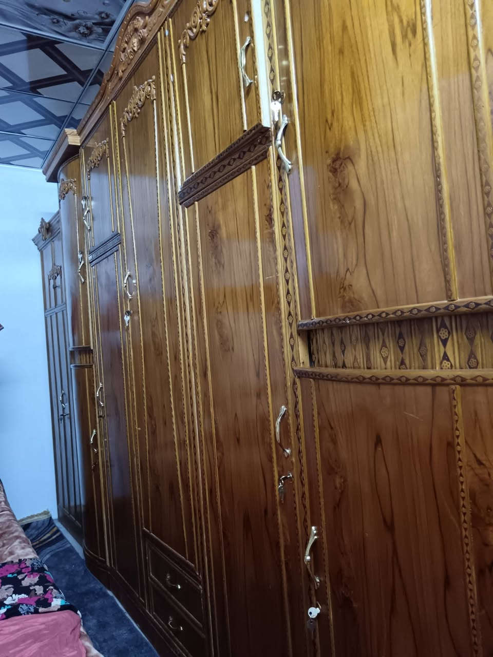 البيع غرفة ستخدام شهرين العنوان ديالى ***********
