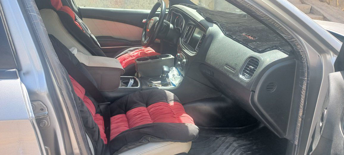 سلام عليكم جارجر موديل 15 محرك 3600 مبدل جديد تخم تاير جديد موصفات عاديه سونار بالمنشور حداديه 80٪ سعر 170 اذا اكو مراوس بحدث مكانها كربلاء


**إذا كنت صاحب هذا الإعلان وتريد حذفه لأي سبب، رجاءا أرسل رسالة إلى الدعم الفني**