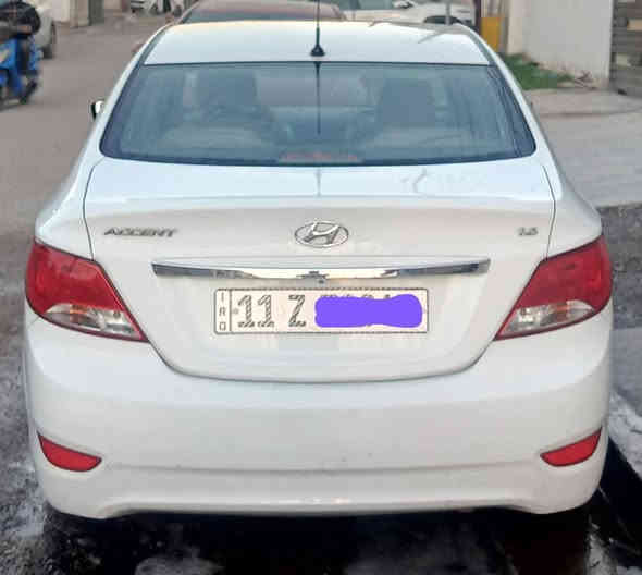 اكسنت موديل ٢٠١٦
استلام شركة ع ايدي 
سلايت 
كاميرا دوارة 
شاشة كبيرة 
غرفتها جديدة ع وضع الشركة 
مكينة ١٦٠٠ دبل قطرة 
ماشية ٨٥ الف كم استخدام منزلي فقط 
بيها جاملغ مصبوغ وبارد بالباب الخلفي 
السيارة مناقصها برغي 
بغداد السيدية ***********
السعر ١١٨ بيها مجال حك الجية كلش بسيط
