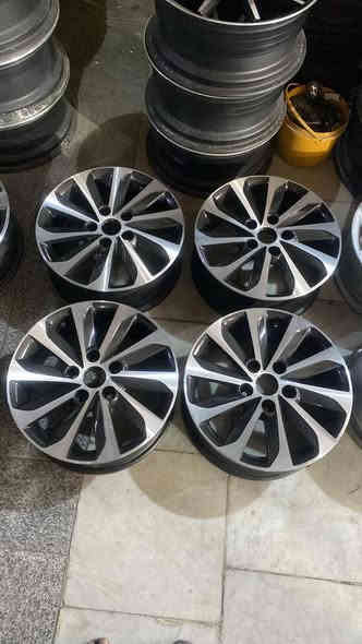 ويل حجم 16.
 سجينه سوناتا. نضيف. كلش بيع او مراوس السعر 300 قفل مكاني طويريج. توصيل ماعندي ***********
