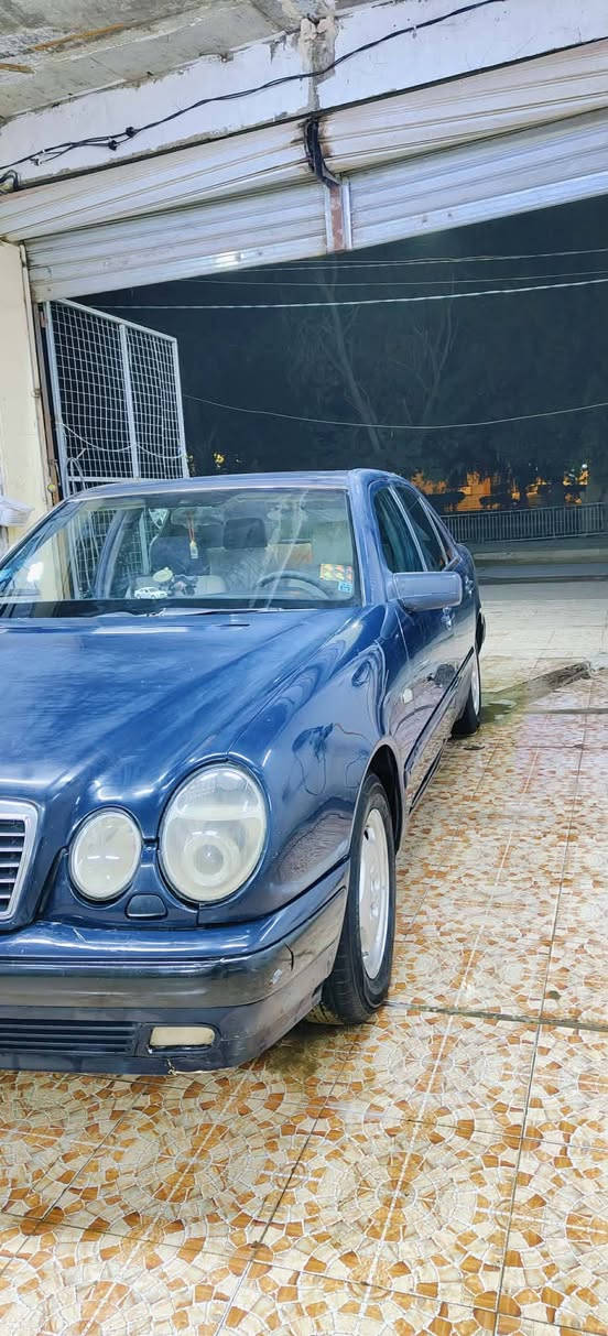 ام عيون 210 موديل 98
رقم نجف انگليزي
ب اسمي مكانها نجف
شرط المداور 
هزه جديده
سنويه 2027
محرك 4 سلندر بلادي 
تبريد شغال 
كهربائيات شغاله 
غرفتها نظيفه 
دشبول نظيف 
شواصي قواعد دبلات كله سليم
ضربة قويه ماكو فقط بالجاملغ الخلفي جهة السايق بسيطه جدا 
حداديه خلفيه مضبوطه 
حداديه اماميه 75%
خياسات بيها شي بسيط جدا يم التايرات الاماميه بدايه الدوسه فقط
و تجي تفحص و تقتنع 
السعر المطلوب / 58 و بيها مجال بسيط 
***********
