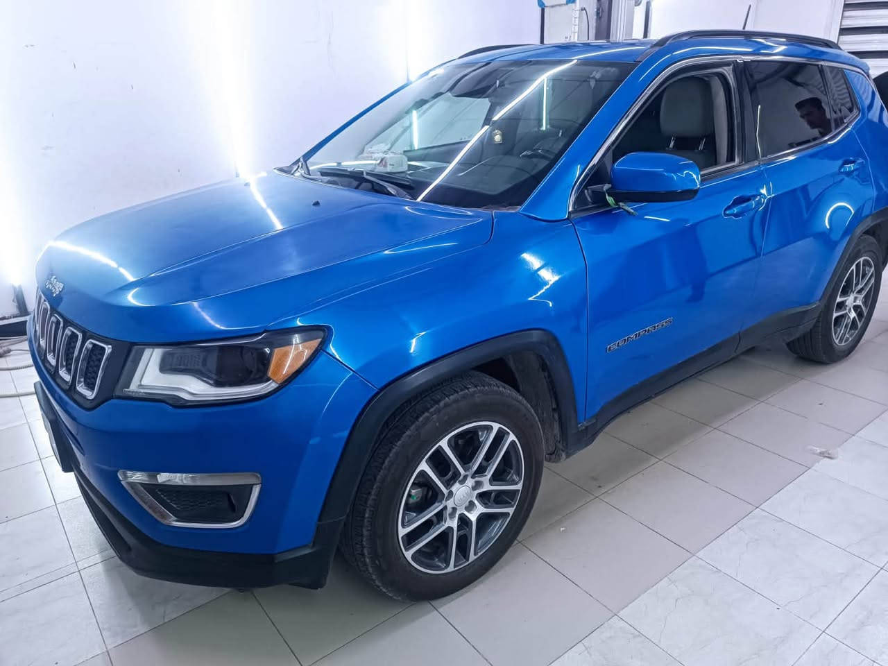 جيب كومبارس 2019فول مواصفات مبدل بنيد بي طخه ومبدل وجاملغ الايمن حداديه جديده ومكينه شرط الفحص 
بصمه السعر 135بيها مجال بسيط حق الجيه  
مكان السياره نجف ***********
