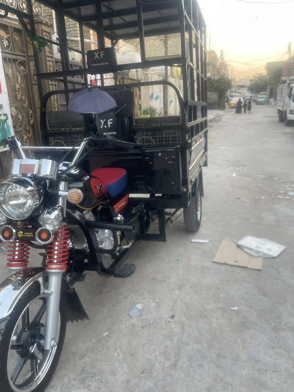 السلام عليكم
ستوتةصقر لبيع
موديل 26
اورق  المصطفى اصولي مكمرك
محجر مخشبة كاملة 
محتاج اريد أبيع مستعجل 
***********
