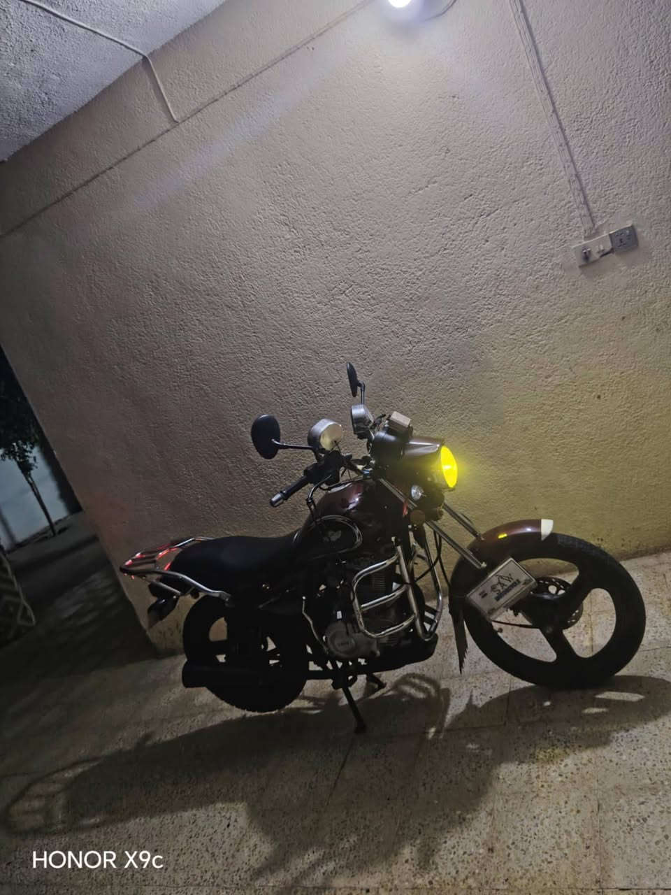 السلام عليكم
ساو ناصي للبيع موديل 22 أوراق كامله سعر مليون و 150 و بي مجال قليل للاستفسار رقم ***********
