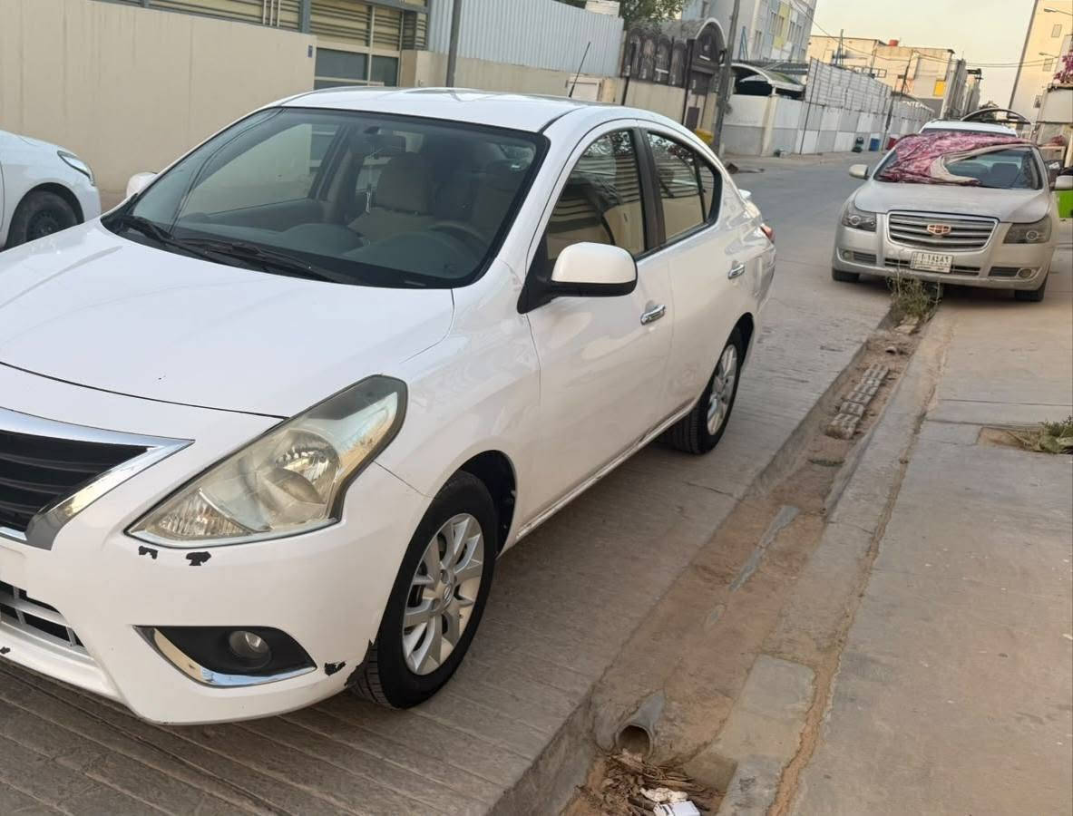 السلام عليكم #للبيع سني 2021 هندية بليتة زركة سيارة كاملة وجاهزة من كلشي اي نقص مابيهة
رقم اربيل جديد تحويل 
تخم تاير جديد
بيه جملغ اليسره مبدل 
مكان السيارة :النجف قرية الغدير 
السعر : 98وبيهة مجال بسيط
للاتصال : ***********
