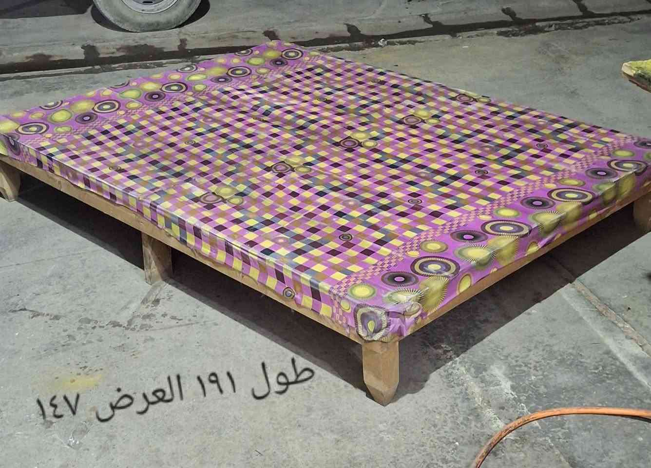 السلام عليكم// مرايا تعليك سعرهه ٣٥ // جربايه ب٣٥ // زاويا +كومديات عدد٢ ب٤٠ // قفص بلابل طيور الحب ب١٢٥ شغل جديد المكان بغداد البلديات يوجد توصيل بكروه داخل بغداد فقط*********** شكرآ لادارة الاكروب
