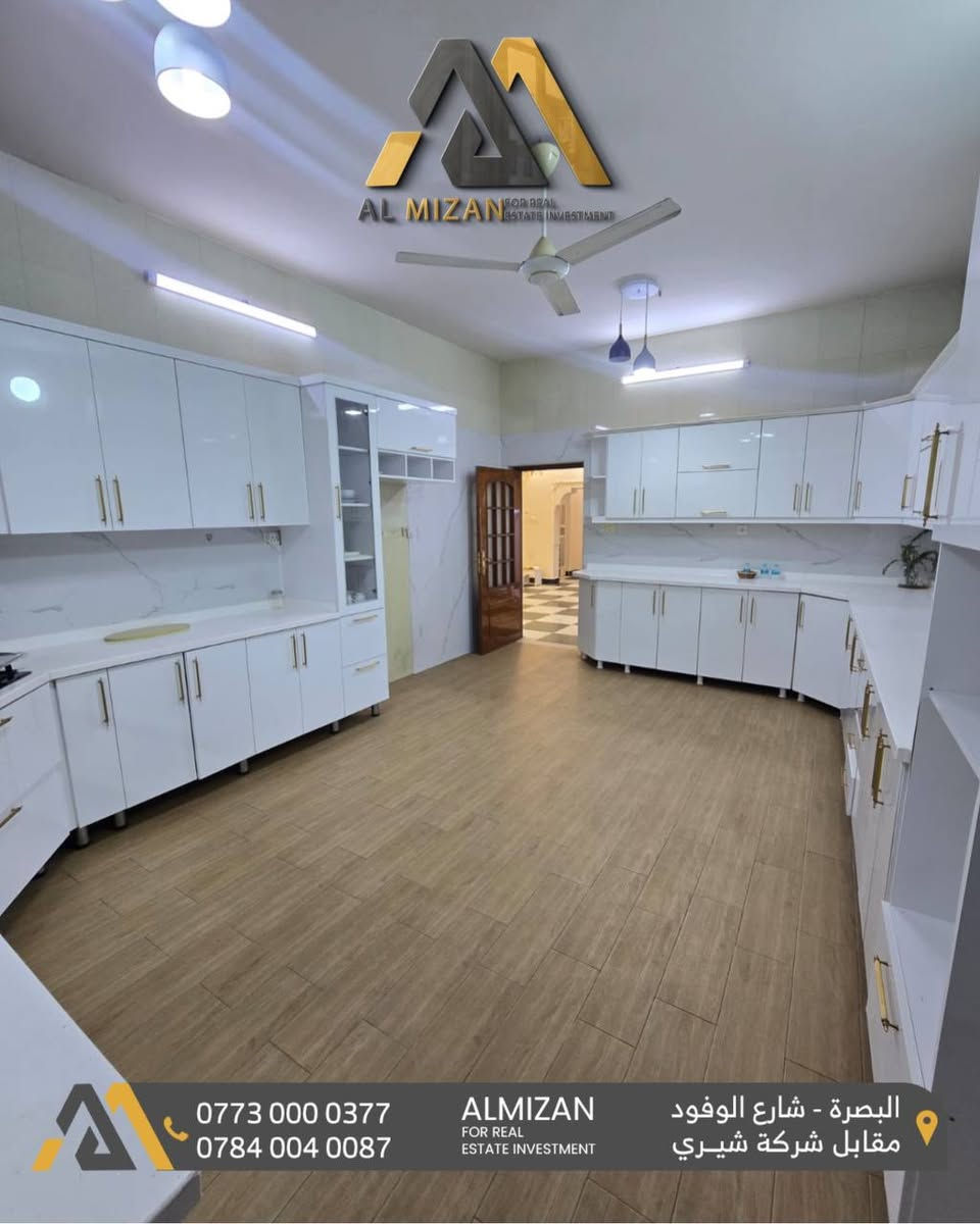 ⚖️ الـمـيـزان للاسـتثمـار والتطوير الـعقـاري ⚖️

منزل  حديـــث VIP للايجار

📌البصره-الطويسة

🔸المواصفات:
 المساحة  300 متر على شارع 20م 
 مكون من طابقين يحتوي على 4 غرف منام 
صالات 2
استقبال
مطبخ مؤثث
صحيات خارجية وداخلية 
لوندري + جاكوزي بالاضافة الى درسينك روم
مجهز بسبالت بالكامل
كراج يسع 2 سياره وحديقة
مولد كهربائي 50KV كاتم
مؤثث جزئيا

🔸 يلائم الشركات و المكاتب وكافة الانشطة التجارية 

بدل ايجار :  35$ ورقة  
قابل للتفاوض

نعمل لايجاد افضل العروض العقارية لكم

⚖️⚖️⚖️⚖️⚖️⚖️⚖️⚖️⚖️⚖️
🔹الفيس بوك 
‏(https://www.facebook.com/profile.php?id=61552046311066&mibextid=LQQJ4d)
🔹الانستكرام
https://www.instagram.com/almizan_iq?igsh=MWl5ZzVqZTBkYTJobQ==
🔹التليجرام
‏almezan_real
🔹التيك توك
https://www.tiktok.com/@almezan_real?_t=8hFjVbhQp2z&_r=1
السوق المفتوح 
( الميزان للاستثمار العقاري ) 
  🔶 أرقام المكتب
***********
***********
***********
📌البصرة - شارع الوفود - مقابل معرض شيري للسيارات
