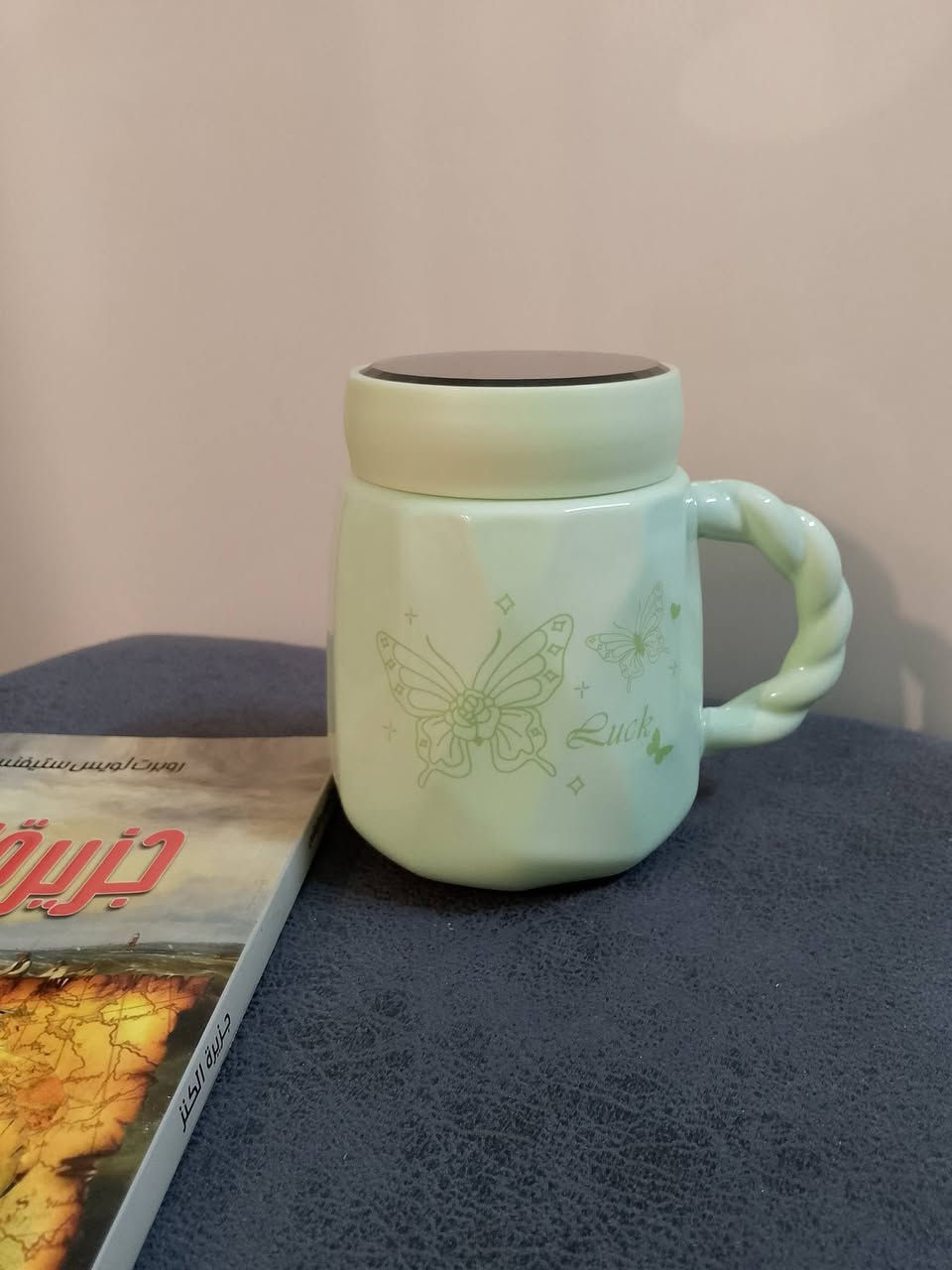 القهوة ليست مشروبًا…
إنها لحظة هدوء، وكوب يحضن دفء القلب 🤎☕


**إذا كنت صاحب هذا الإعلان وتريد حذفه لأي سبب، رجاءا أرسل رسالة إلى الدعم الفني**