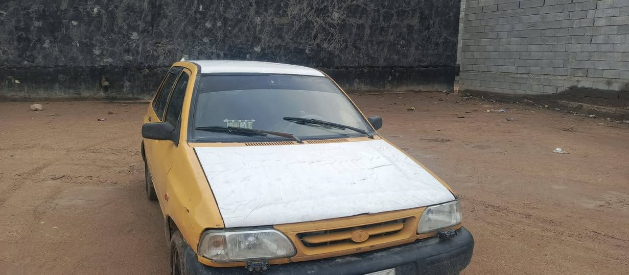 السلام عليكم سايبه مديل 2009للبيع مكينه وكير جدد سنويه الغايت 2028 كلشي شغال بيها من طول الطول مصفره قرامات بس الهيه على مشتري سعر 21بيها مجال العنوان البصره ابو الخصيب راعي موجود تحويل ثاني يوم وانا خادم رقم الهاتف *********** رقم بصره. الماني
