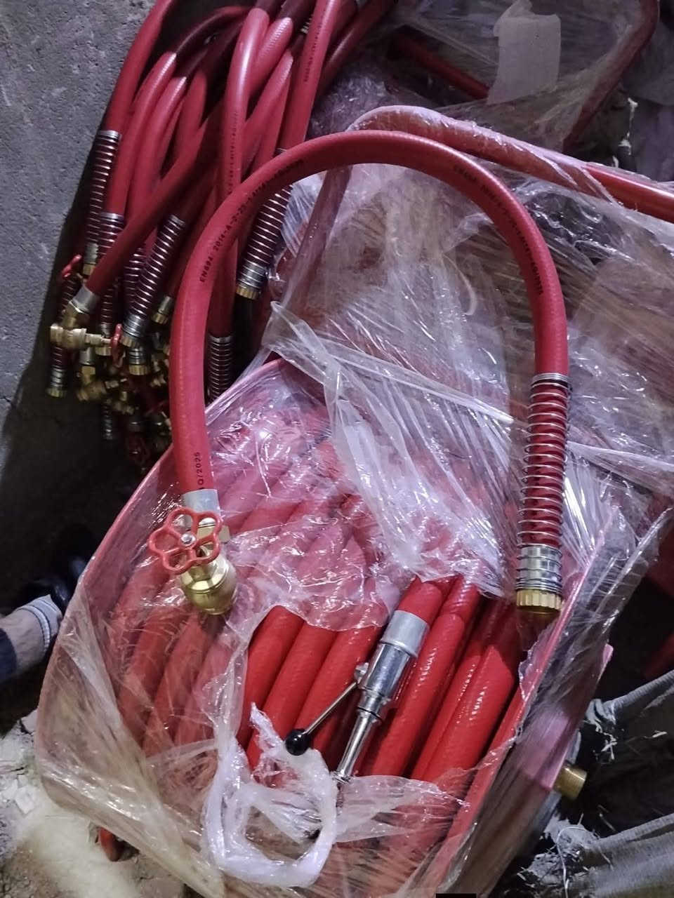 غيث الطائي مستعدون تنصيب منضومه حريق دوائر الدولة مستشفيات ومراكز الشرطة
ابنيه فنادق بنسب الاسعار حصرا بغداد 
***********
***********
واحد كرخ رسم والله 
لسنه الوحيدون لكنه الفضل
