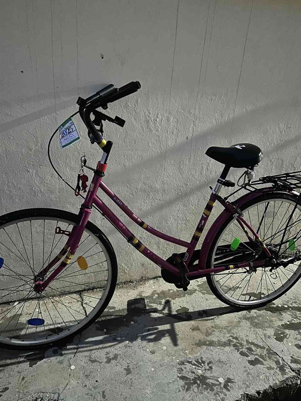 سلام عليكم بايزكل عبدالحليم فول نضافه حجم 26صطاب وره موجود ماعده صطاب كداوم من اخذتو ماكو تايرات جديد ويل جديد شرط بدون صبغ بدون قص شرط الي يحب يجي خاص او رقم مبايل ***********
