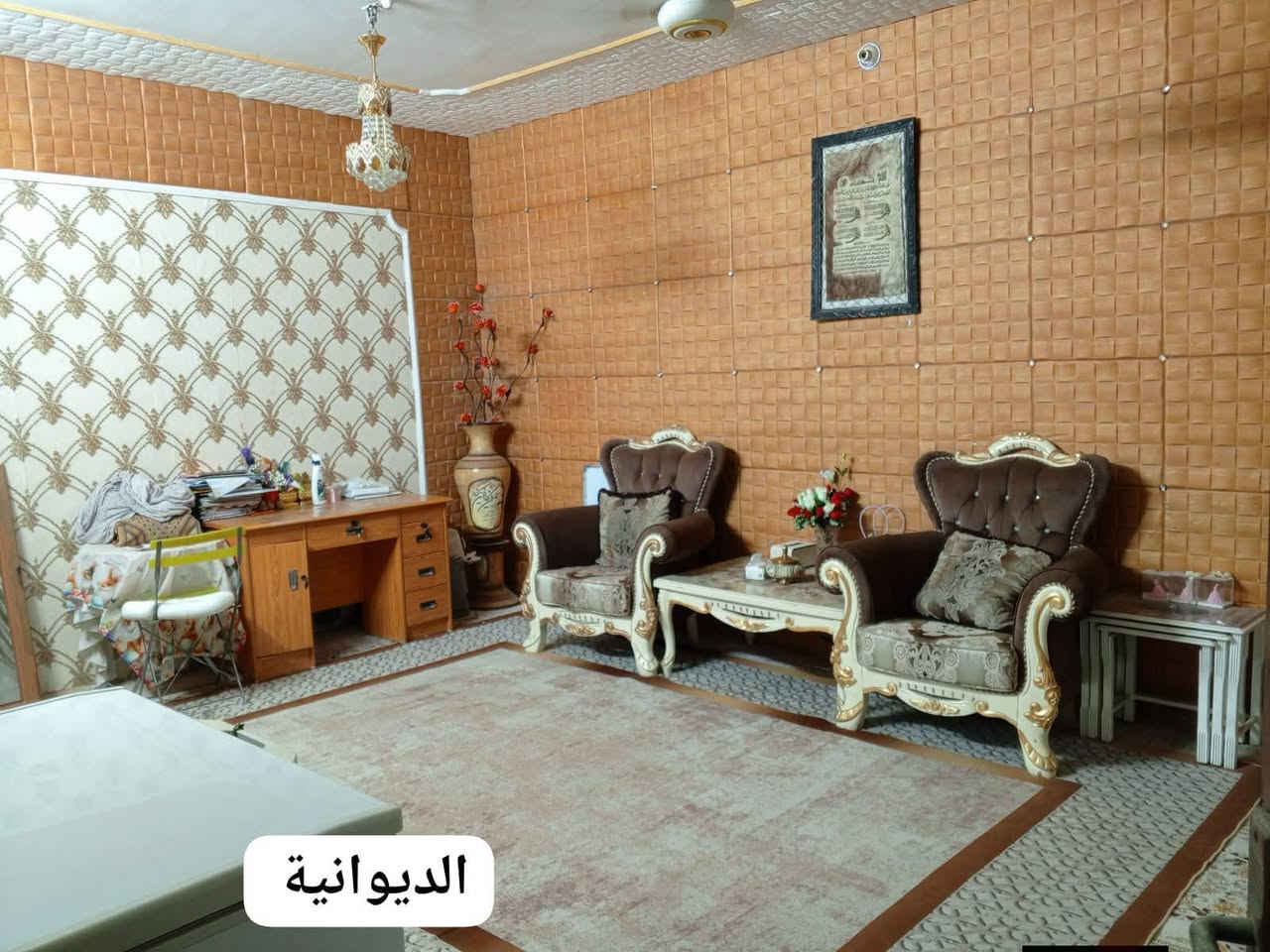 # بيت للبيع بالمهيدية مقابل عمارات الشموخ
بيع مستعجل
المساحة 100م ✅
ثالث بيت عن الشارع العام فرع امجد للصحيات 
بيت مرتب 
البيت بناء فرمستون 
سعرة جوا البلاش مال محتاج 
بسعر قطعة بالمهيدية 
للتواصل 
***********
***********
