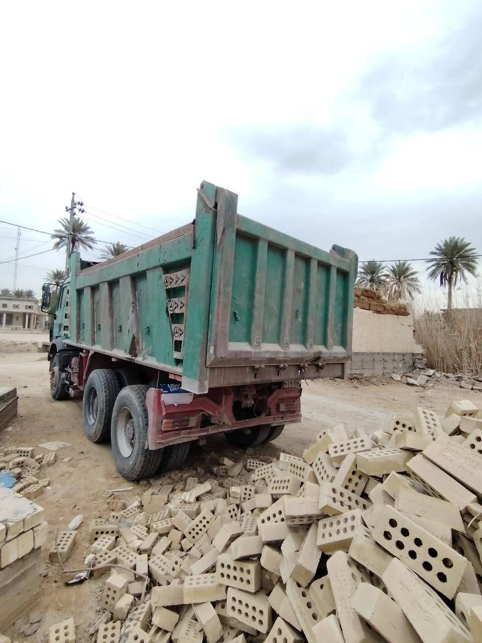 سلام عليكم ورحمة الله وبركاتة  كرواتي للبيع موديل 96مكينه 44 كيري فافون 160 مجموعة جي اف سياره حلوه ونضيفه كلش مثل ما بل صور هاذه رقم صاحب السياره  *********** اني مكلف بل نشر
