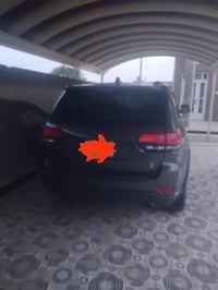 جيب كراند شيروكي بلاك توب  امريكي 2016 محرك 3600 فور ويل بصمة تشغيل بص...