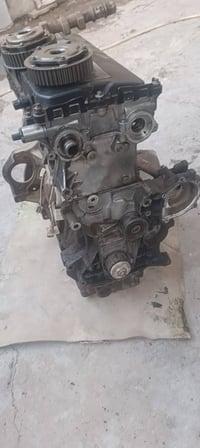 محرك شوفر كروز  1800 كايم المحرك اريد ابيعه الي يفيده هذا رقمي. 077197...