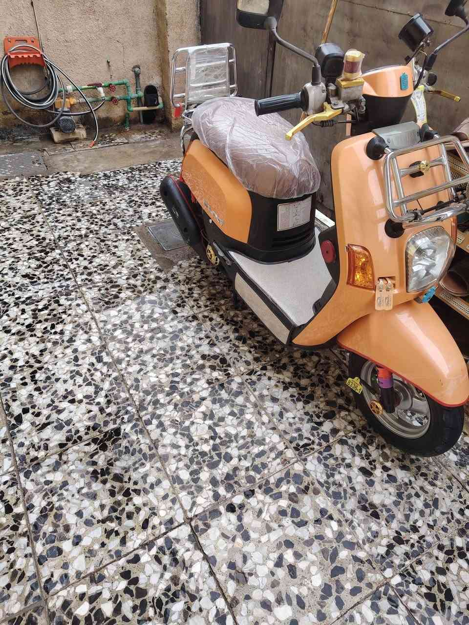 السلام عليكم السعر 900 وبيها مجال وشراي يتصل عنوان بغداد نظيفه***********
